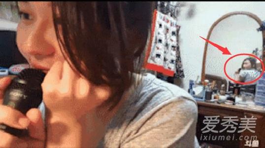 鬥魚TV日本女主播發生驚悚靈異事件 鏡中人轉身偷笑