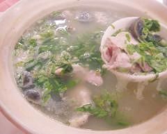 [家常料理]晚安皮蛋汤
