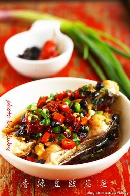 香辣豆豉蒸鱼～地道湘菜，开胃鲜辣饭扫光